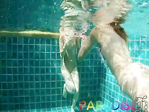 Twins Underwater 3some